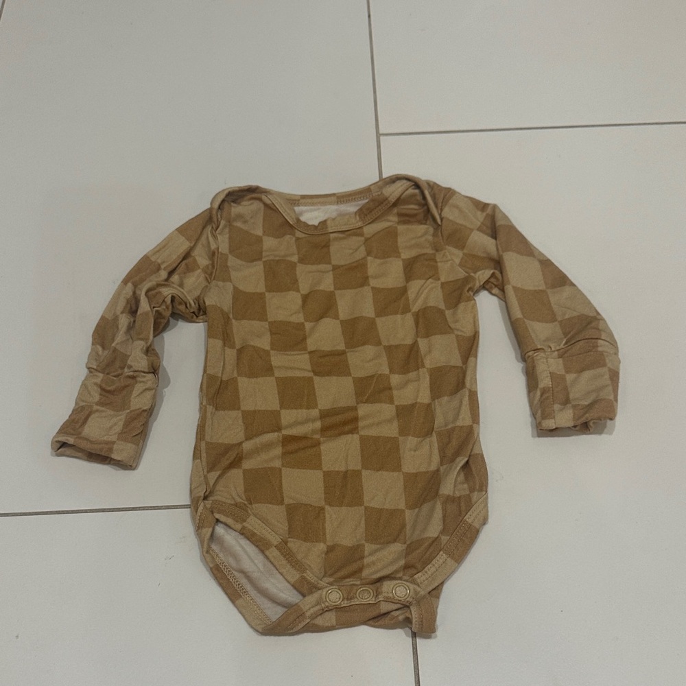 Forever French bamboo Checkered Tan Kids One Piece 0/3m